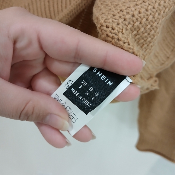 Cozy Tan Cable Knit Sweater - Picture 3 of 4